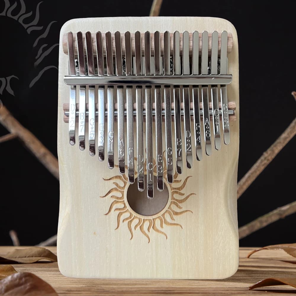 Kalimba 17 lames en érable clair, notes gravées sur chaque lame